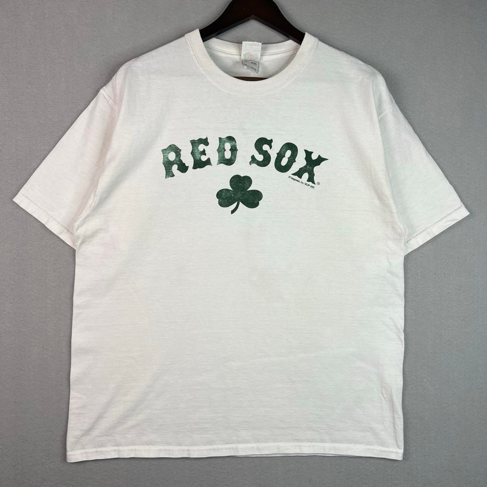 Vintage Boston Red Sox Giant Clover MLB Baseball Faded White Tee Shirt XL